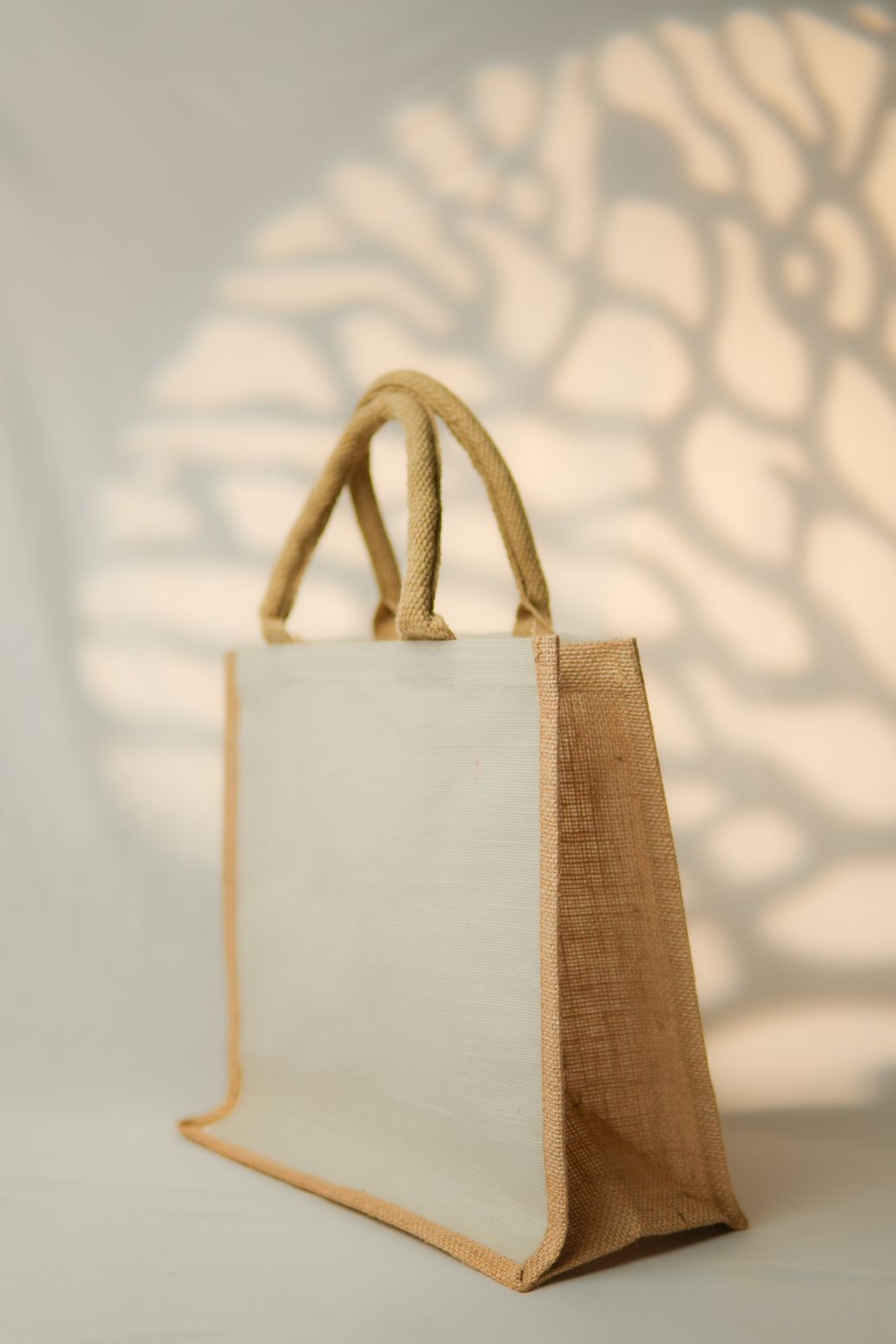 Juco Bag with Jute Gazette